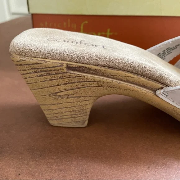 Strictly Comfort Donna heels open toe sandals shoes size 10 in creamy white NWT - Picture 6 of 9